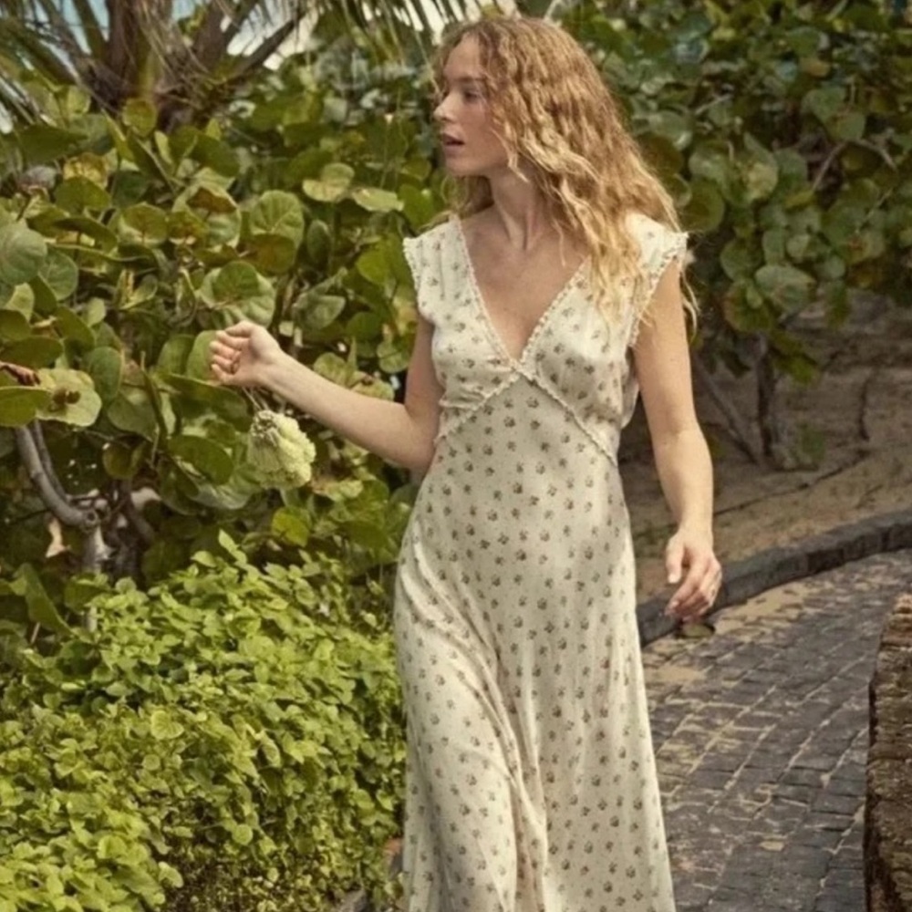 Doen Tahlia Dress, Size Small, 100% Silk